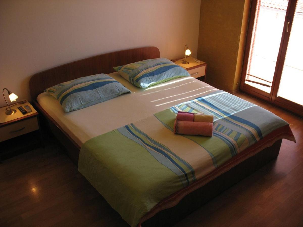 Accomodation Noki21 โรวีน ภายนอก รูปภาพ